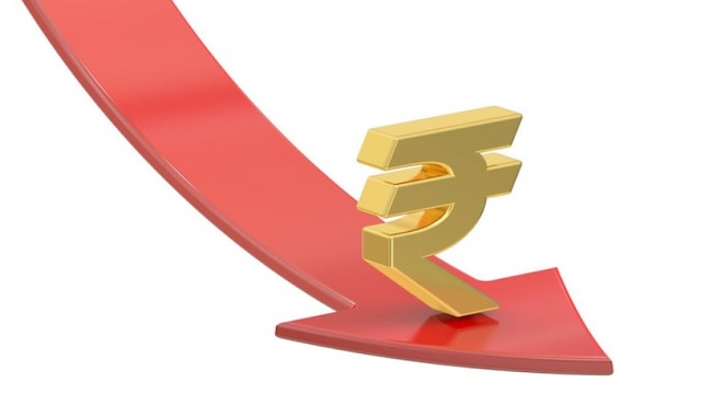 Indian Rupee Dollar : डालर के मुकाबले भारतीय रूपये में मार्च तक और गिरावट की संभावना