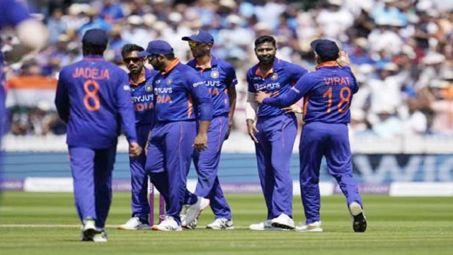 Indian Cricket Team: ये घातक तेज गेंदबाज टीम इंडिया में नहीं बना पा रहा अपनी जगह